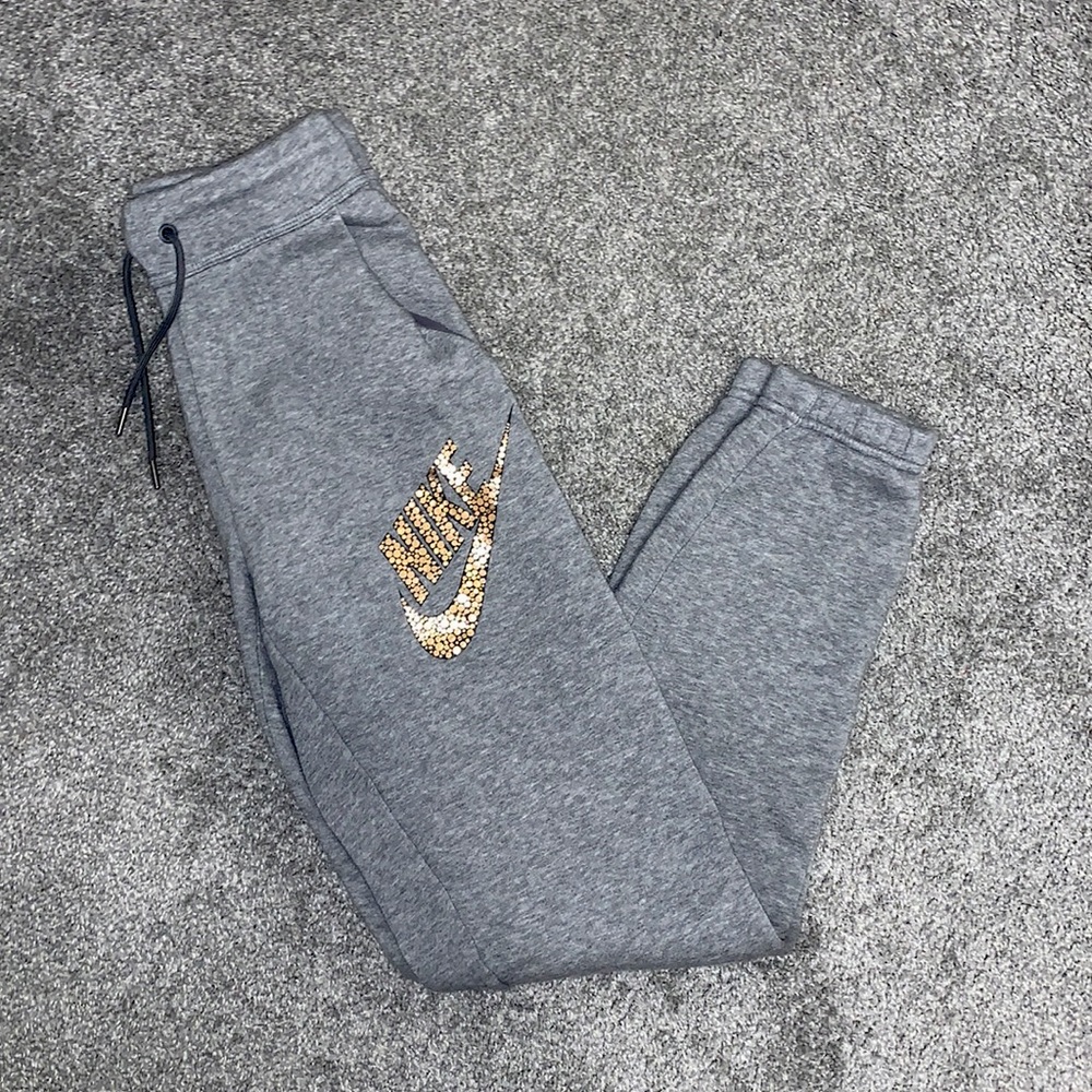 Nike joggers